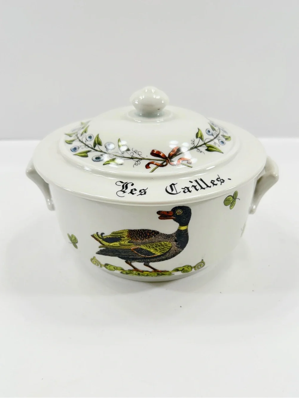 2 Qt Round Covered Casserole Chamord PORCELAINE D' AUTEUIL France Discontinued
